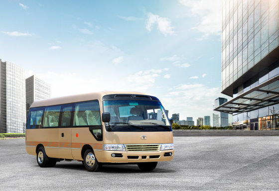 China Medium 4X2 Passenger Fuel Efficient Minivan Yuchai Engine Passenger Coach Bus supplier
